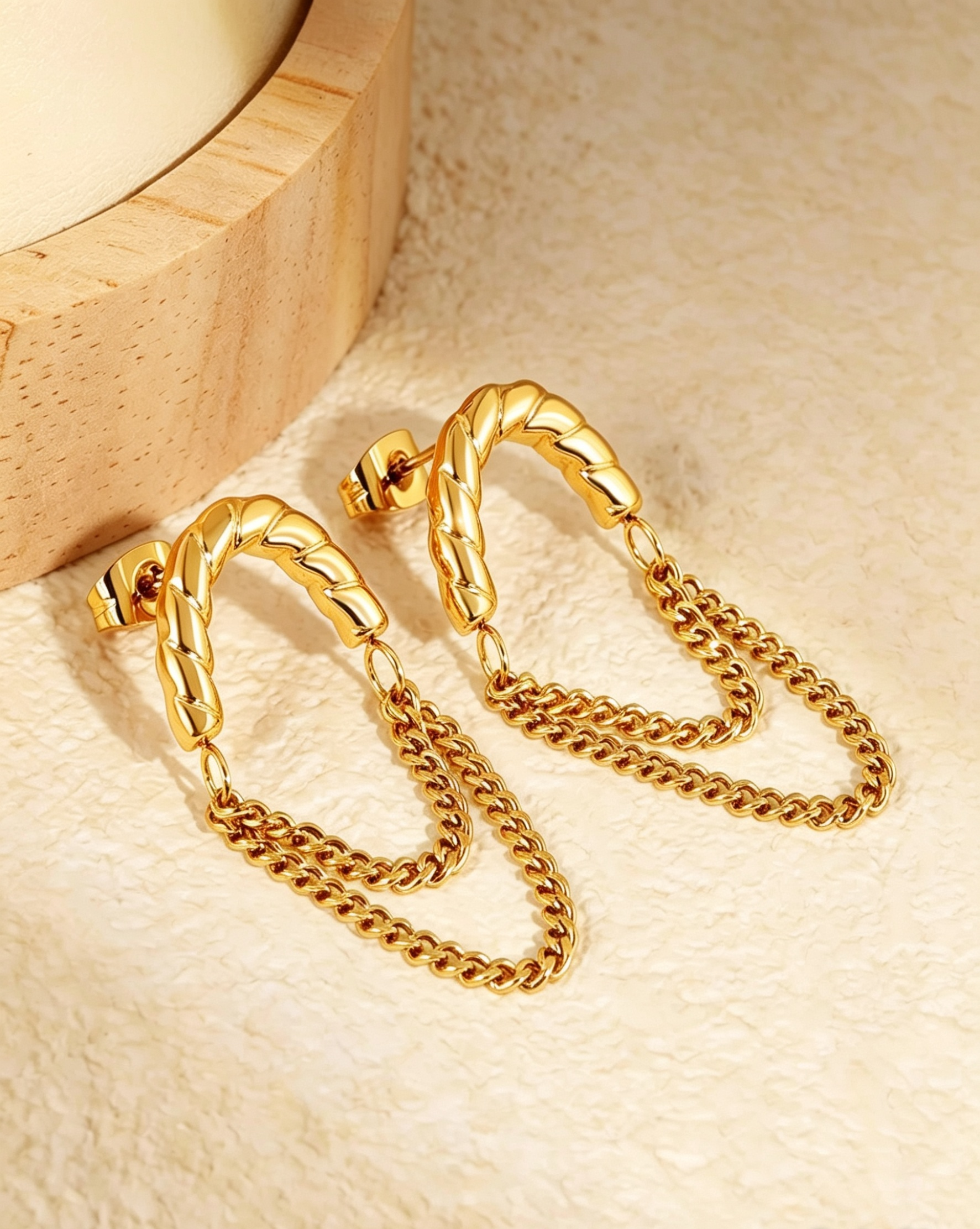 Bông tai nữ Golden Twist Mạ Vàng 18K