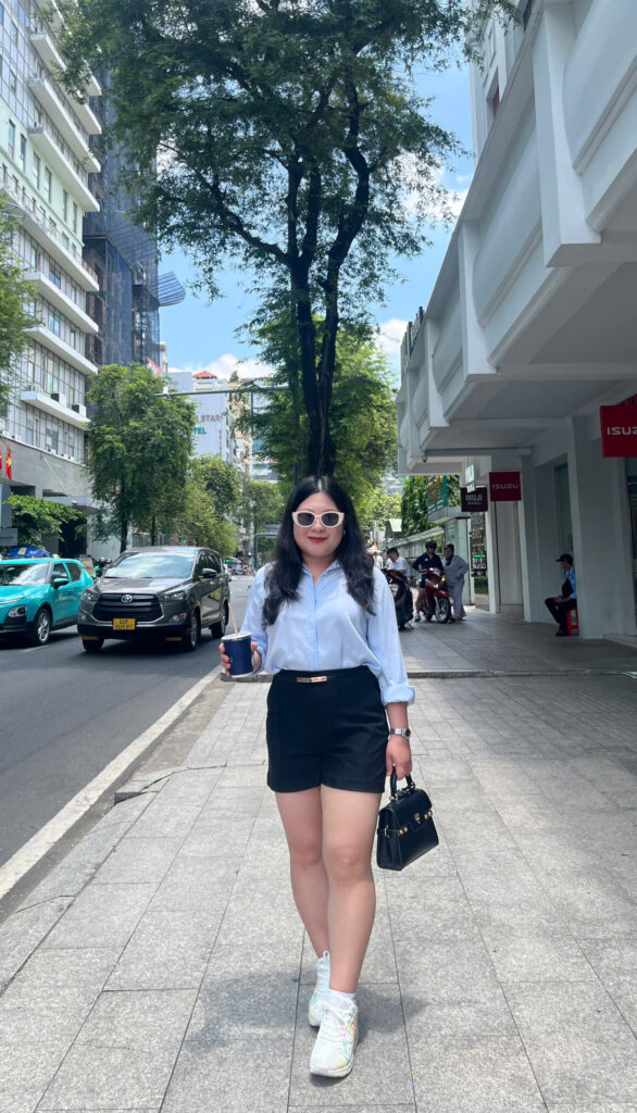 người mẫu bigsize The Ora gợi ý cách mặc đồ đẹp